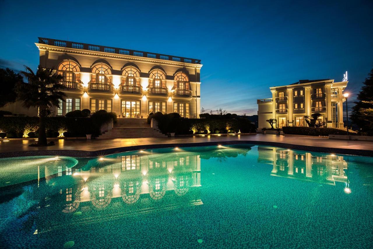 Royal Hill Hotel Vorë Buitenkant foto